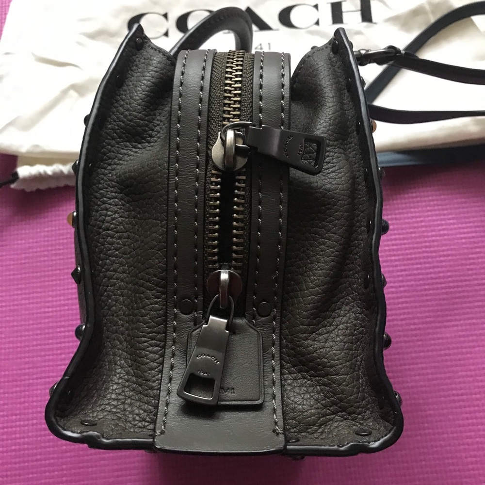 Coach Rogue 25 with Rivets - Picture 5 of 11